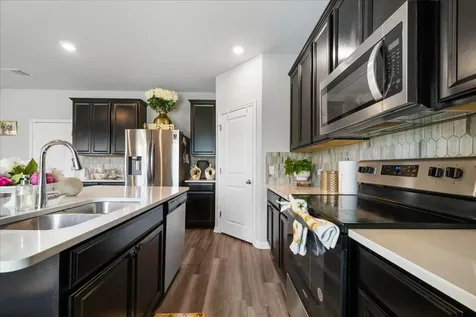 202 Ottaviano Way Hutto TX 78634