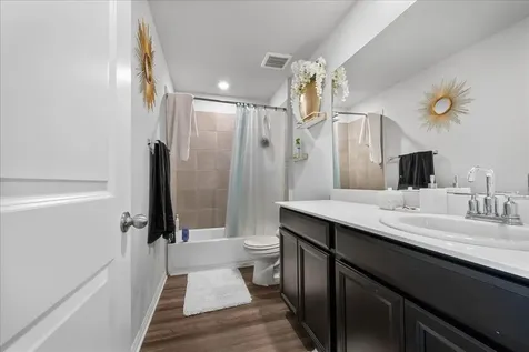 202 Ottaviano Way Hutto TX 78634