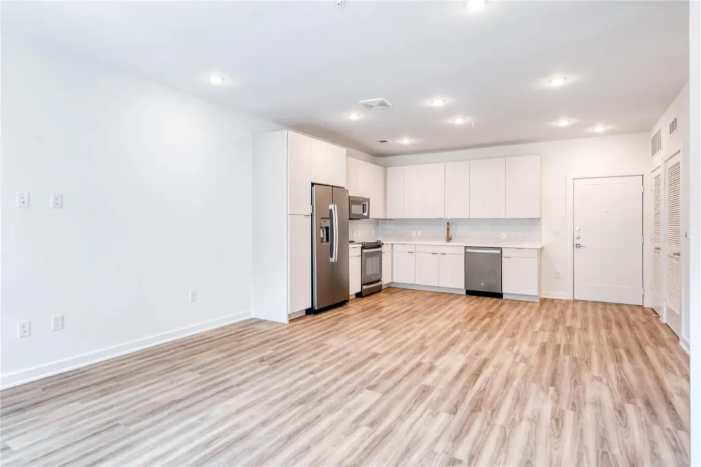 4802 S Congress Avenue Austin TX 78745