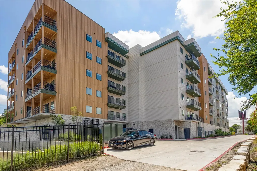 4802 S Congress Avenue Austin TX 78745