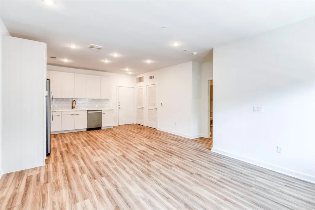 4802 S Congress Avenue Austin TX 78745