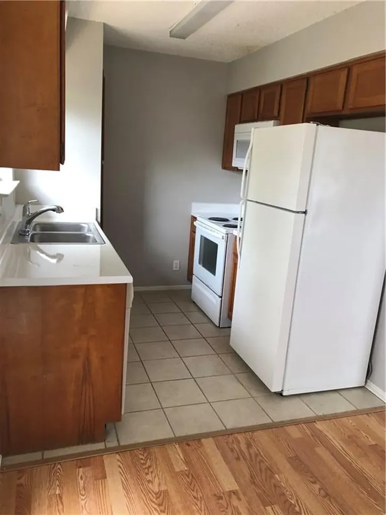 2200 Granberry Drive Austin TX 78745