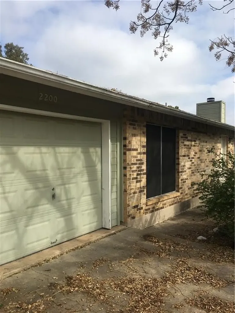 2200 Granberry Drive Austin TX 78745