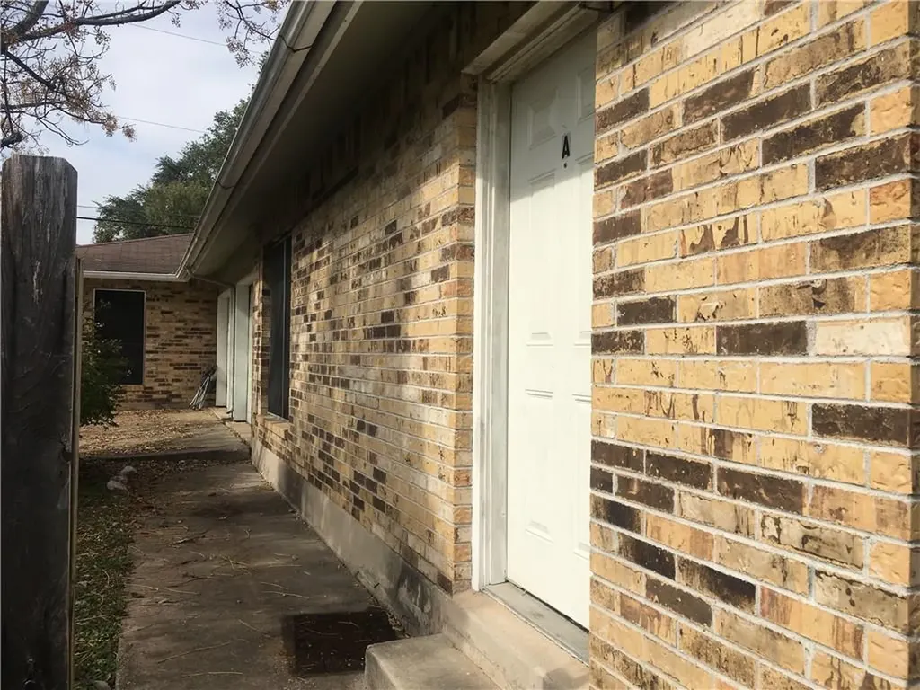 2200 Granberry Drive Austin TX 78745