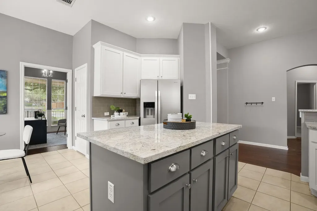 7008 W Magic Mountain Lane Round Rock TX 78681