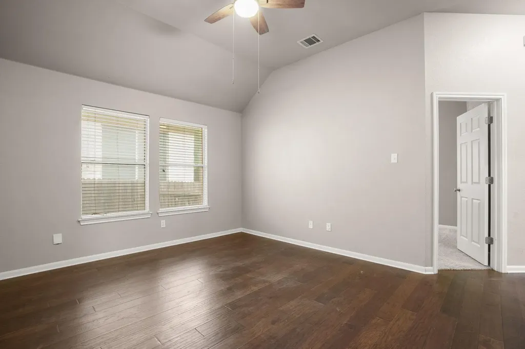 7008 W Magic Mountain Lane Round Rock TX 78681