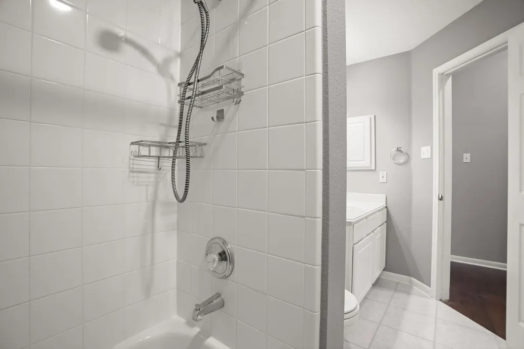 7008 W Magic Mountain Lane Round Rock TX 78681