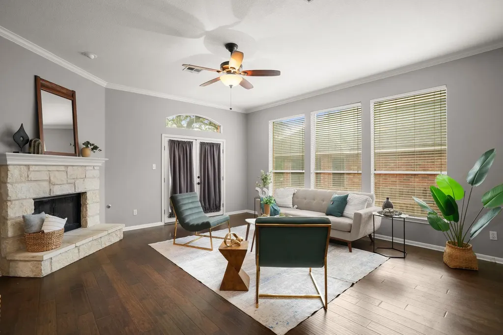 7008 W Magic Mountain Lane Round Rock TX 78681