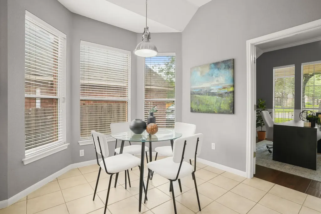 7008 W Magic Mountain Lane Round Rock TX 78681