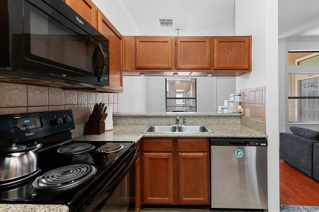 2802 Nueces Street Austin TX 78705