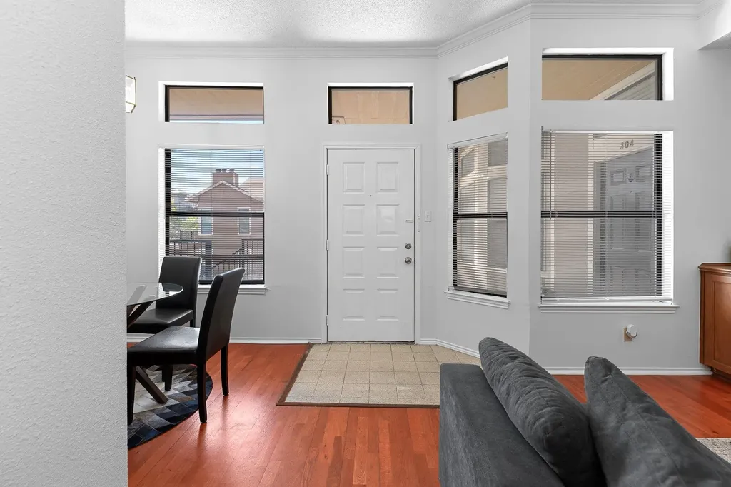 2802 Nueces Street Austin TX 78705