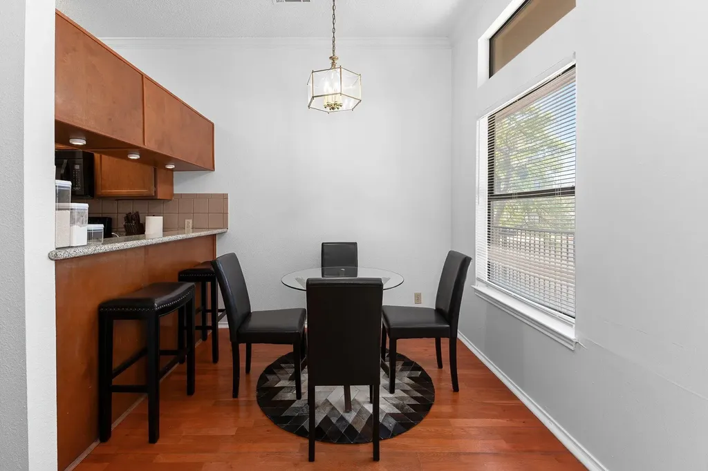 2802 Nueces Street Austin TX 78705