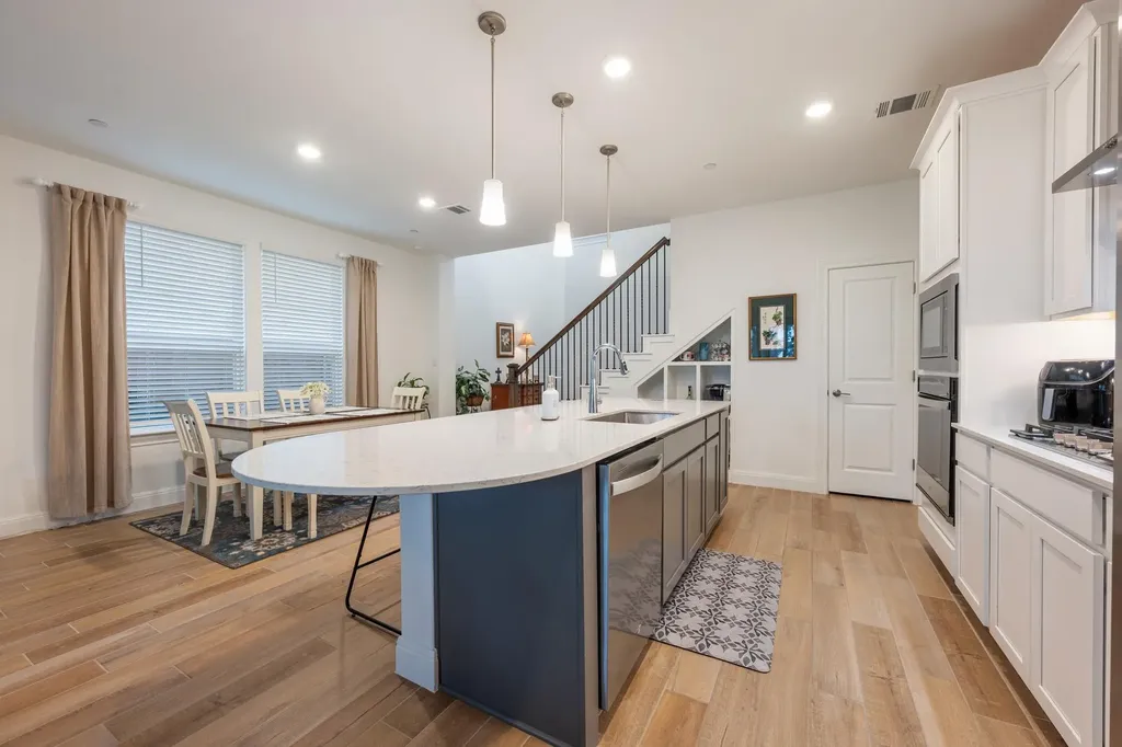 17203 Hattie Trace Austin TX 78738