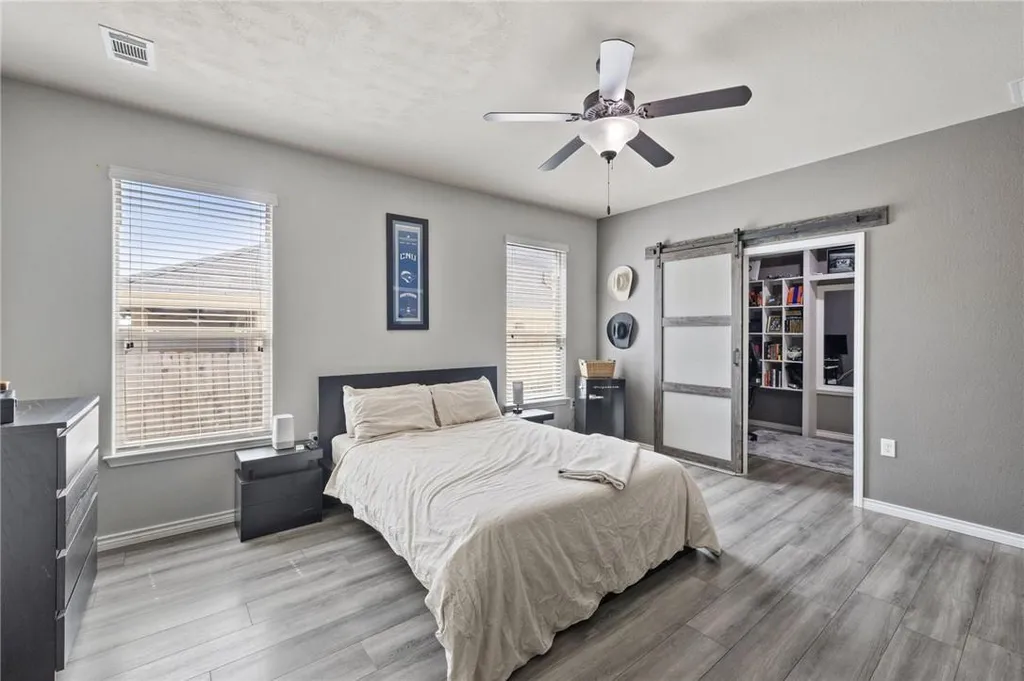 10113 Copper Ridge Cove Austin TX 78747