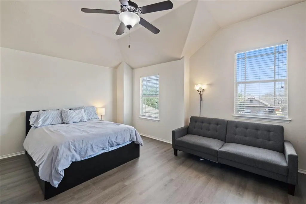 10113 Copper Ridge Cove Austin TX 78747