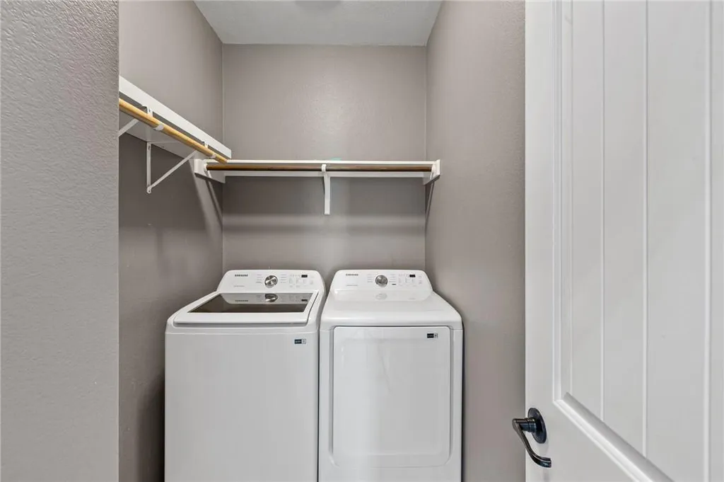 10113 Copper Ridge Cove Austin TX 78747