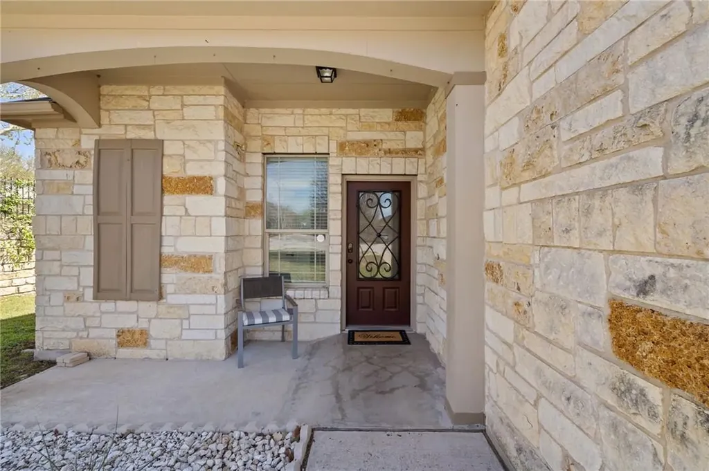 10113 Copper Ridge Cove Austin TX 78747