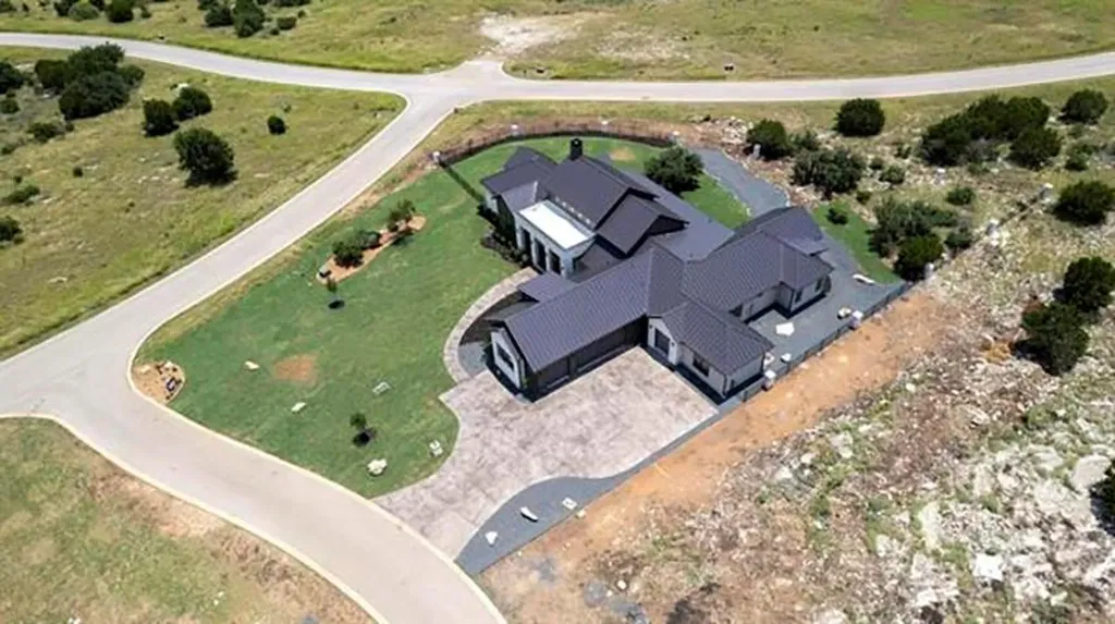 101 Meadow Beauty Horseshoe Bay TX 78657