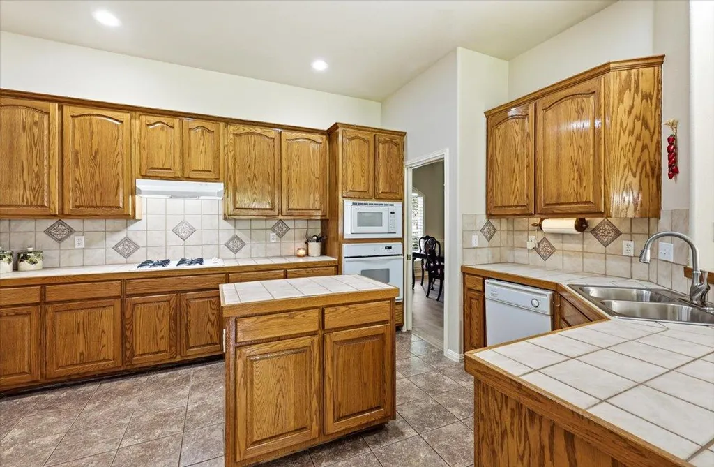 16632 Malaga Hills Drive Round Rock TX 78681