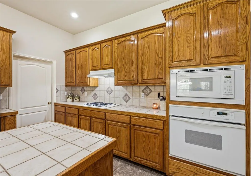 16632 Malaga Hills Drive Round Rock TX 78681