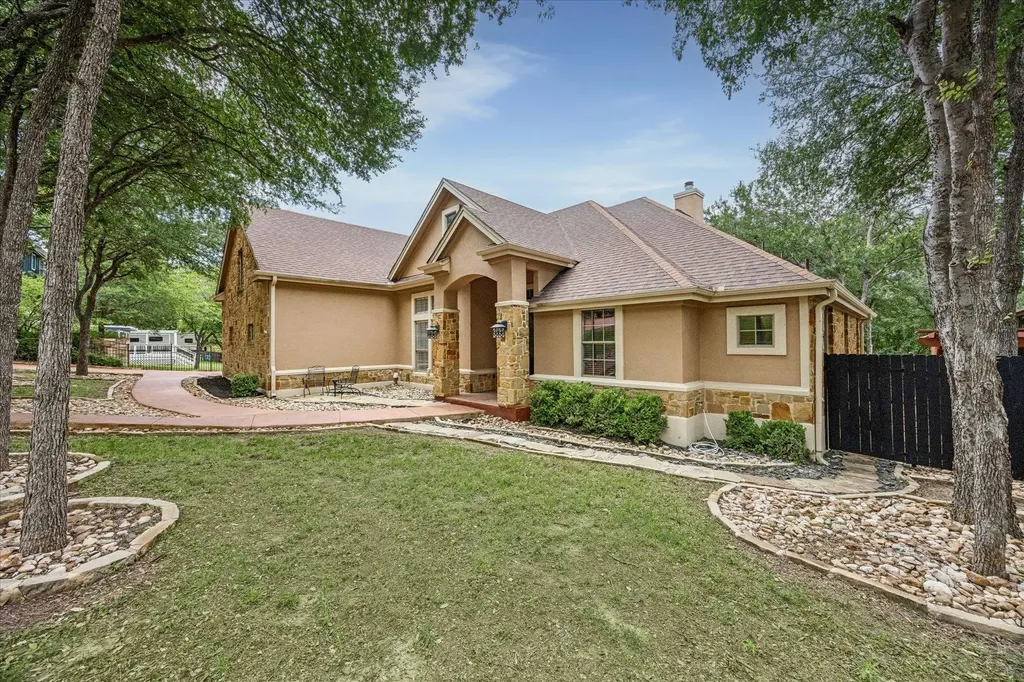 1804 Brushy Bend Drive Round Rock TX 78681