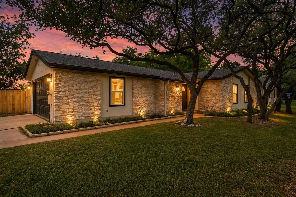 710 Ruby Isle Drive Leander TX 78641