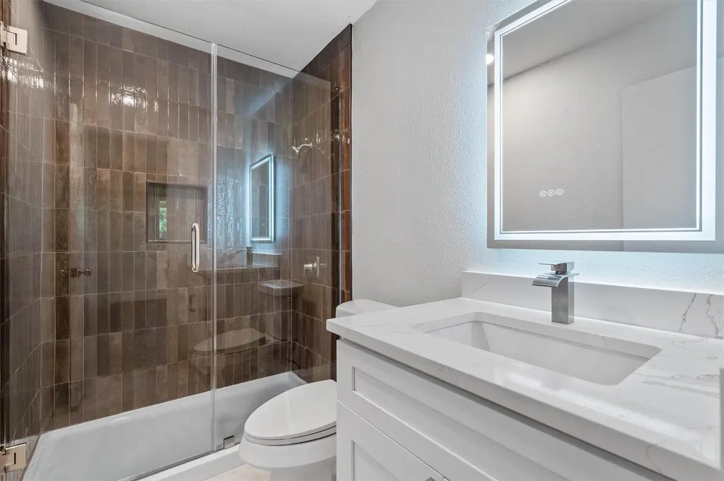 710 Ruby Isle Drive Leander TX 78641