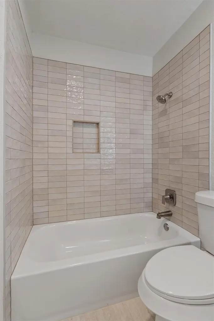 710 Ruby Isle Drive Leander TX 78641