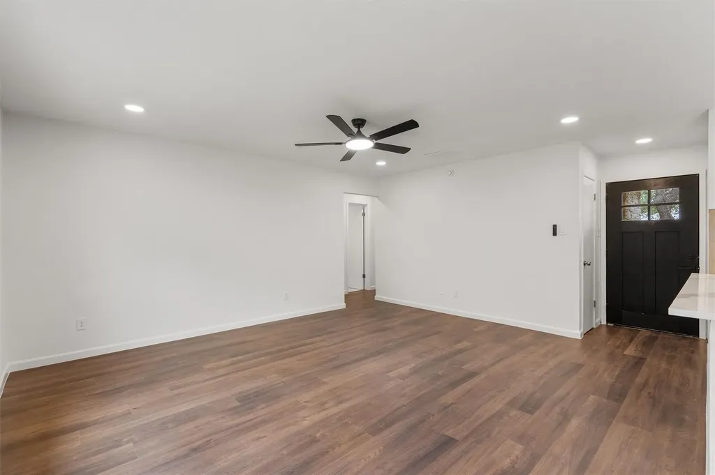 710 Ruby Isle Drive Leander TX 78641