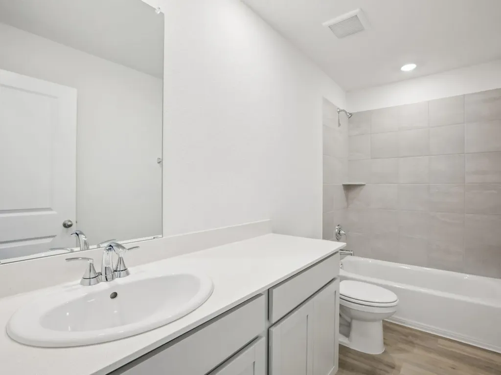 12512 Saint Thomas Drive Del Valle TX 78617