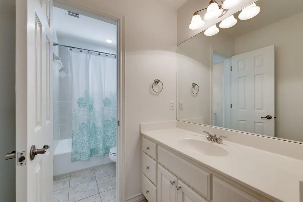 132 Lakeway Drive Lakeway TX 78734