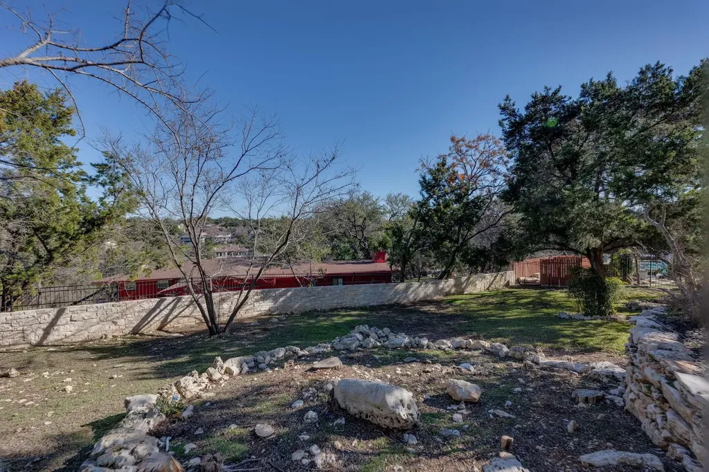 132 Lakeway Drive Lakeway TX 78734