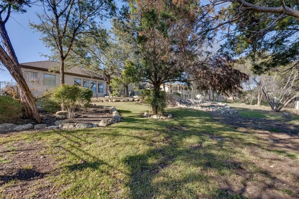 132 Lakeway Drive Lakeway TX 78734