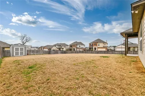 400 Lewisville Lane Leander TX 78641
