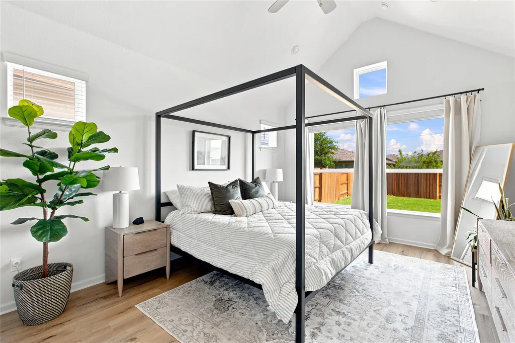 8204 Yokohama Terrace Austin TX 78744