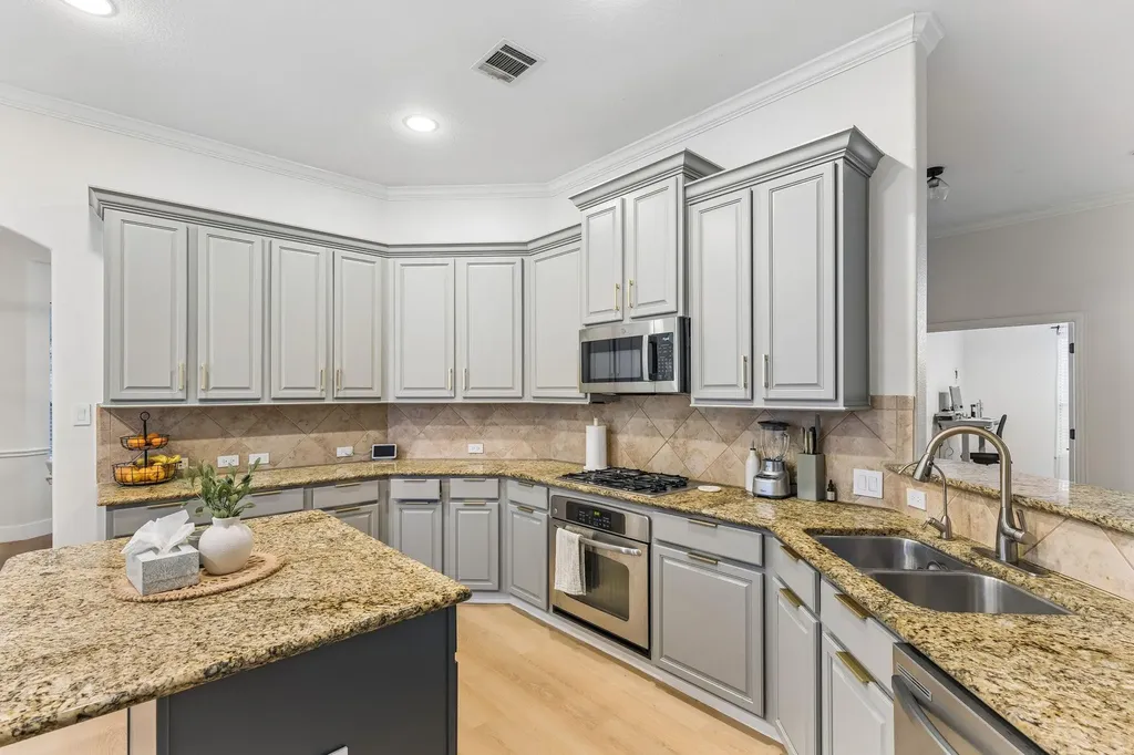 18708 Wind Valley Way Pflugerville TX 78660