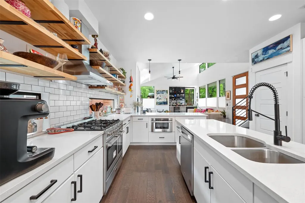 4615 Depew Avenue Austin TX 78751
