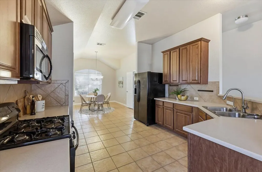 4495 Heritage Well Lane Round Rock TX 78665