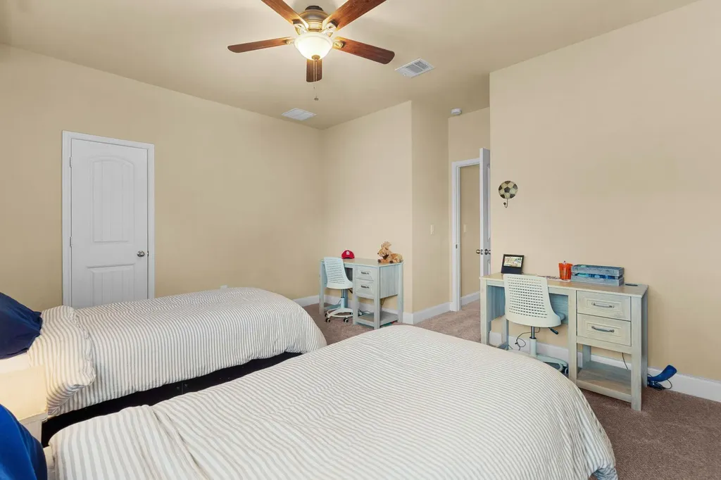 2445 Bowen Street Leander TX 78641