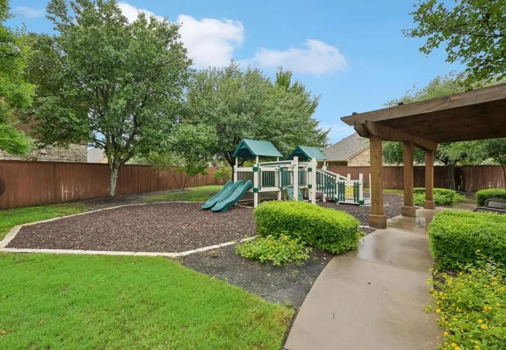 2445 Bowen Street Leander TX 78641