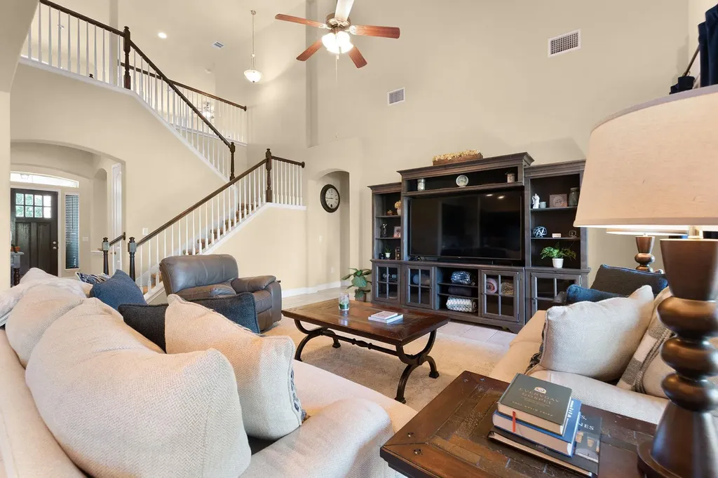 2445 Bowen Street Leander TX 78641