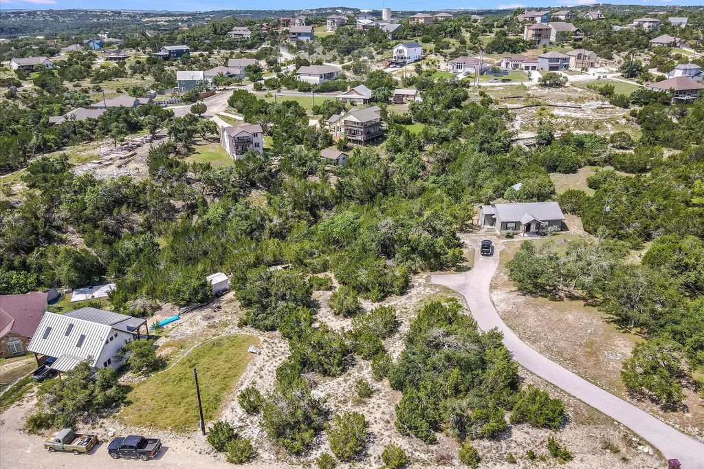 10511 Lake Park Drive Dripping Springs TX 78620