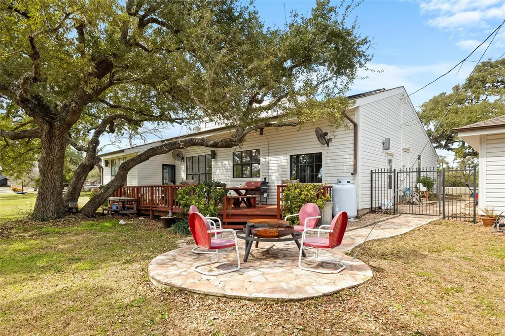 16201 Westview Trail Austin TX 78737
