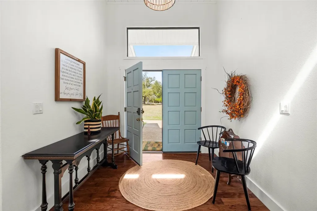 16201 Westview Trail Austin TX 78737