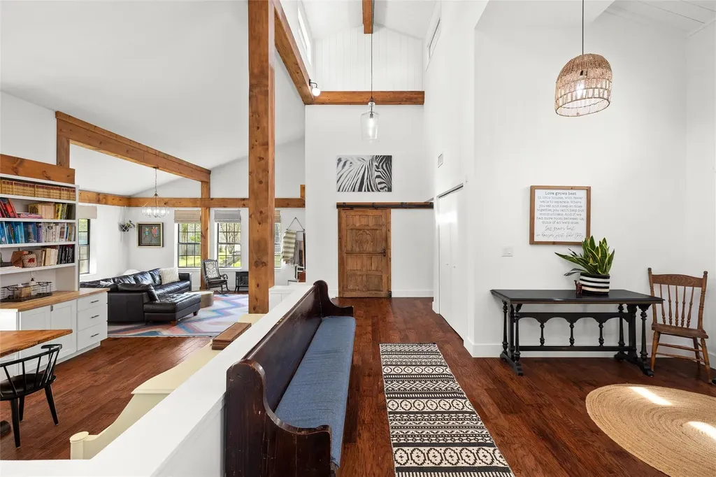 16201 Westview Trail Austin TX 78737
