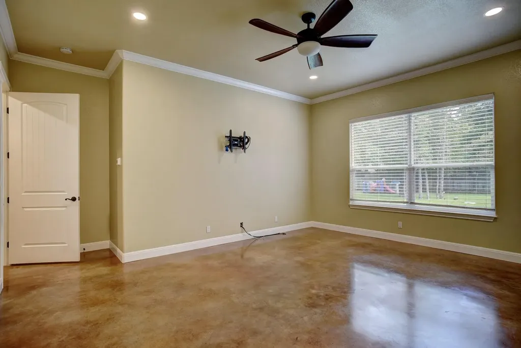 115 Pine Point Cove Elgin TX 78621