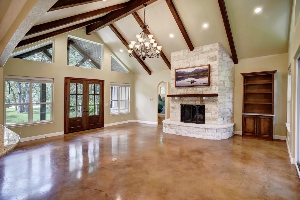 115 Pine Point Cove Elgin TX 78621