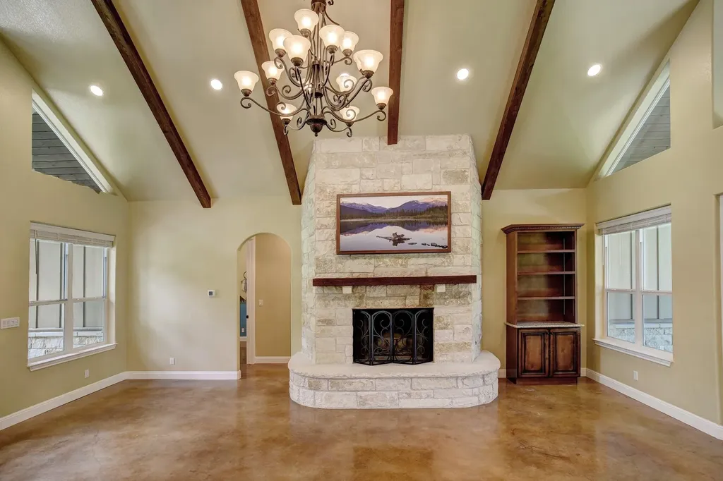 115 Pine Point Cove Elgin TX 78621