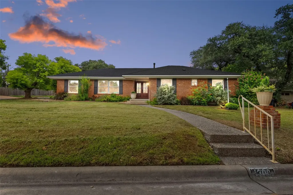 1308 Cardinal Hill Circle Austin TX 78758