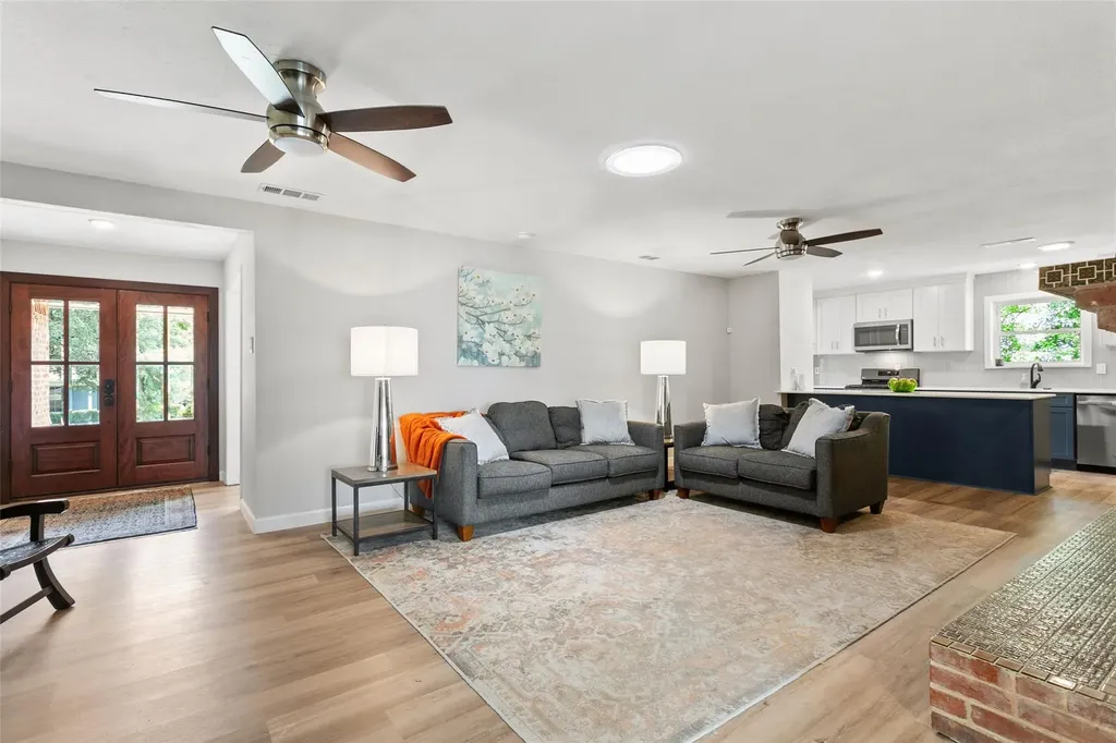 1308 Cardinal Hill Circle Austin TX 78758